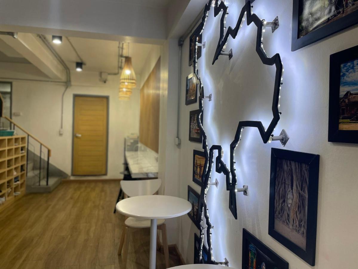 Ora Hostel Бангкок Екстер'єр фото