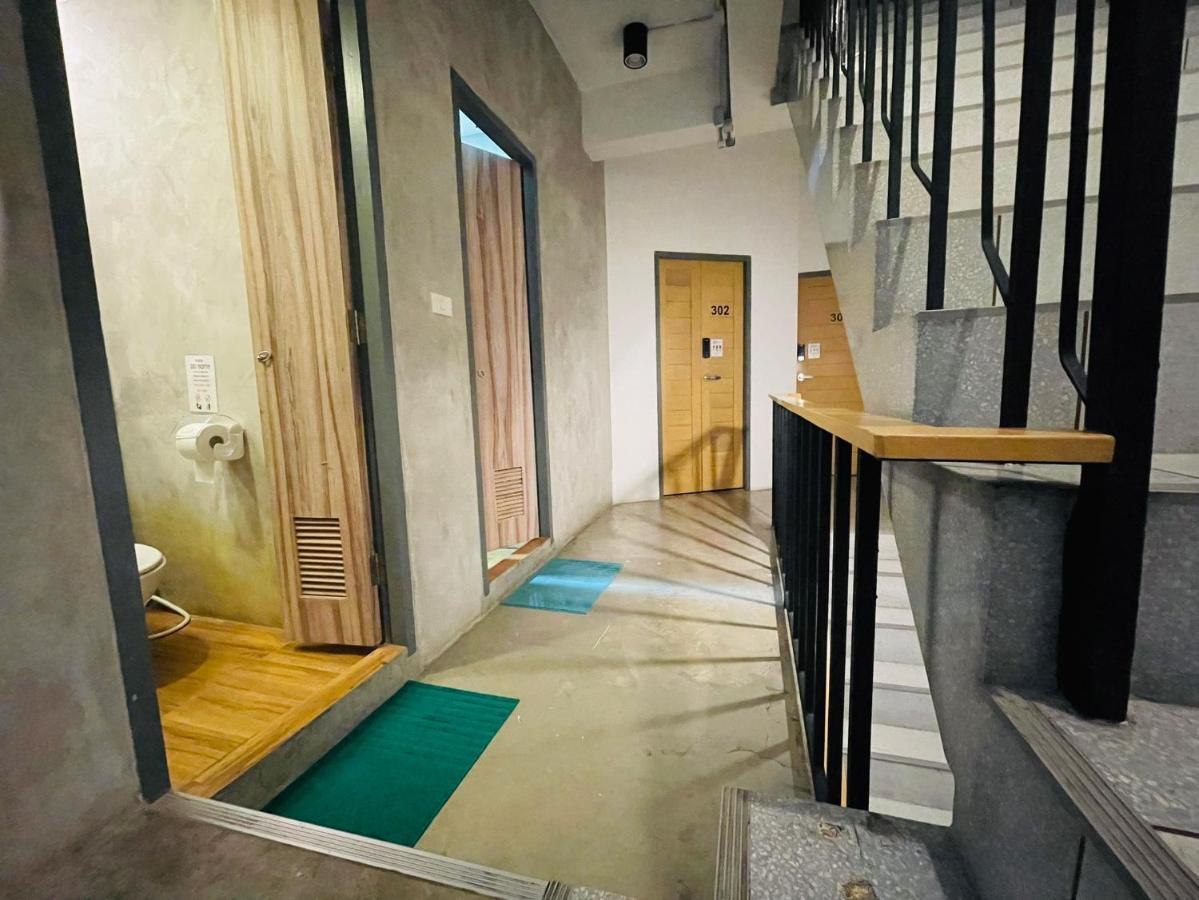 Ora Hostel Бангкок Екстер'єр фото