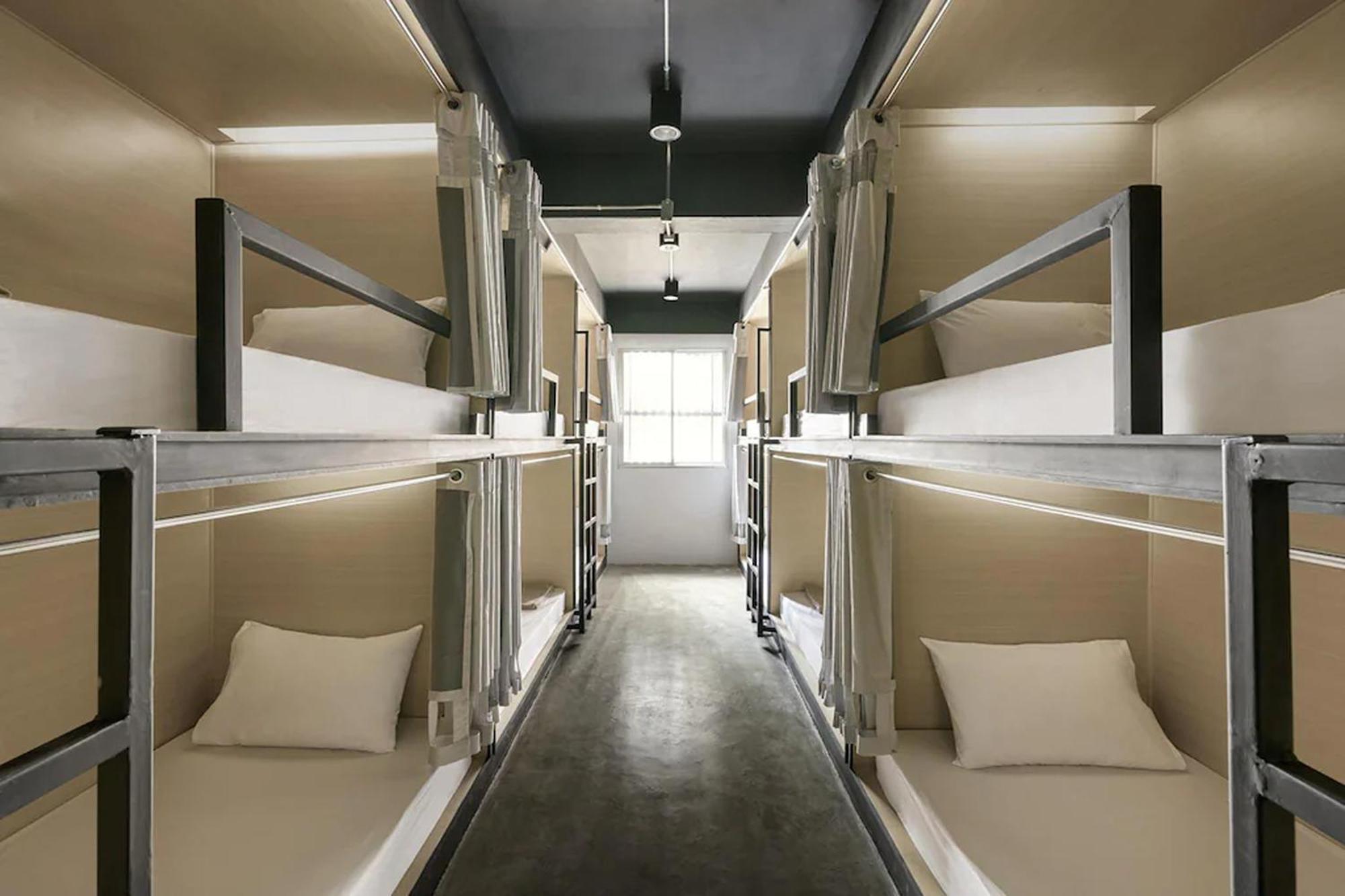 Ora Hostel Бангкок Екстер'єр фото