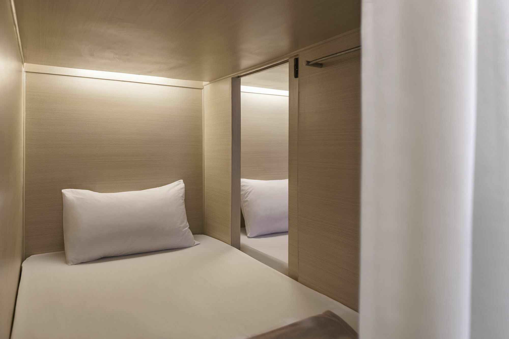 Ora Hostel Бангкок Екстер'єр фото